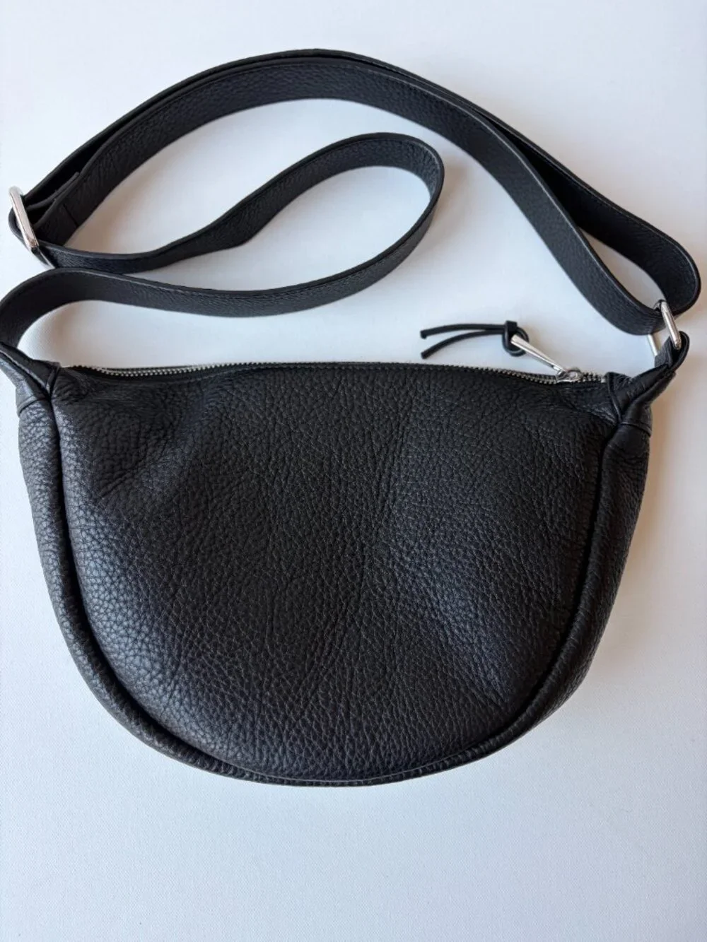 The Horse Sporty Crossbody EUC